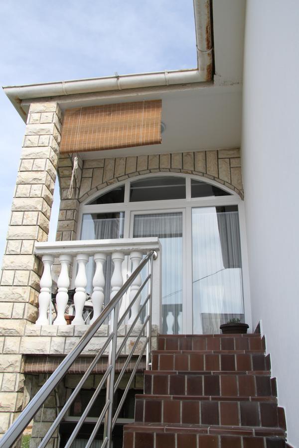 Apartment Paula With Private Jacuzzi And Parking- Near The Beach Zadar Zewnętrze zdjęcie