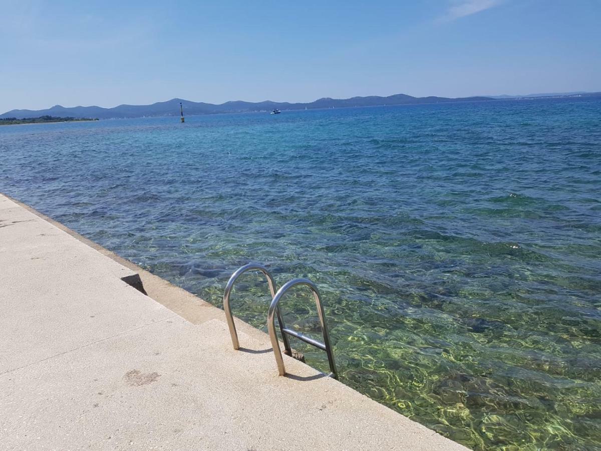 Apartment Paula With Private Jacuzzi And Parking- Near The Beach Zadar Zewnętrze zdjęcie