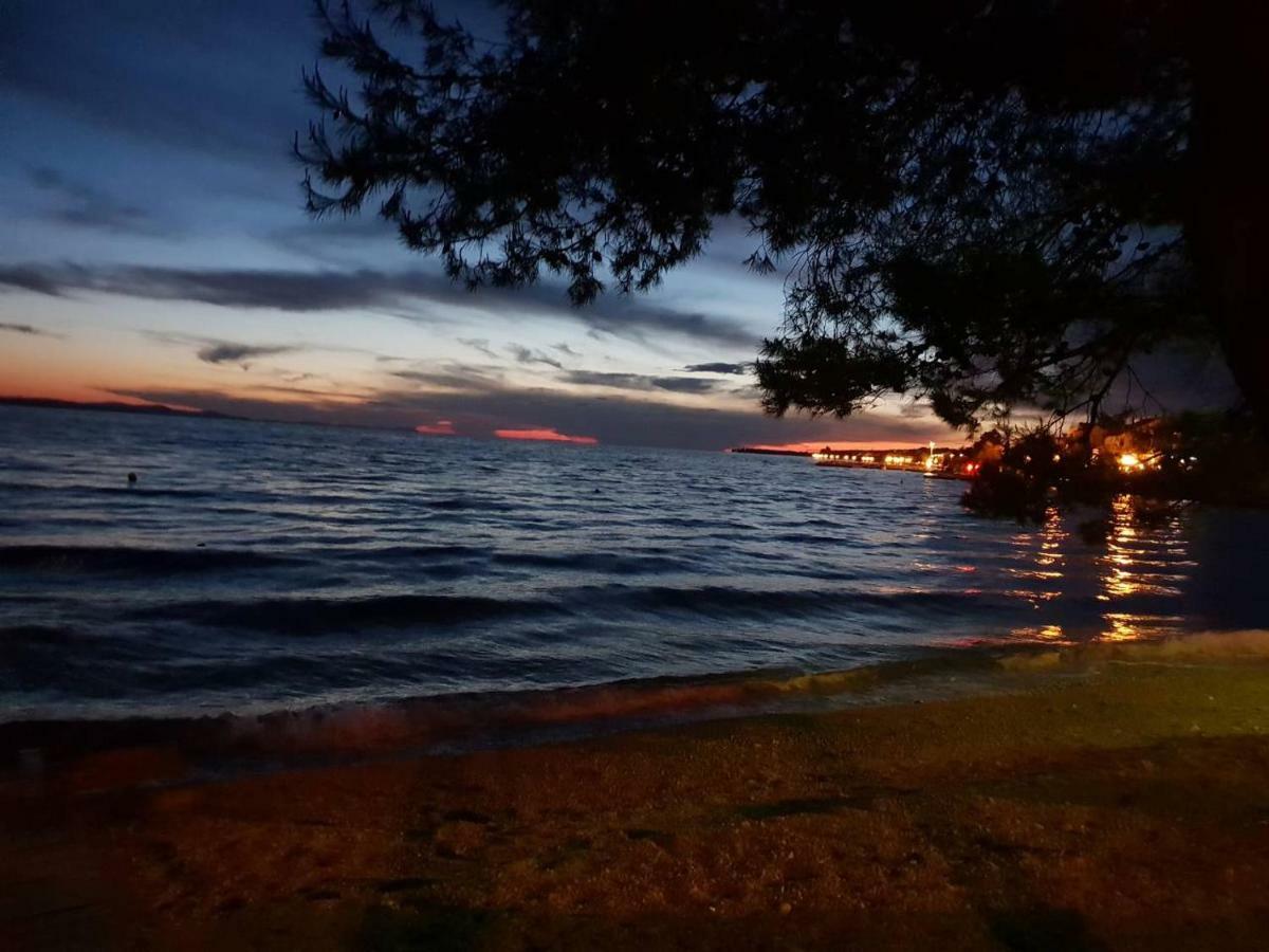 Apartment Paula With Private Jacuzzi And Parking- Near The Beach Zadar Zewnętrze zdjęcie